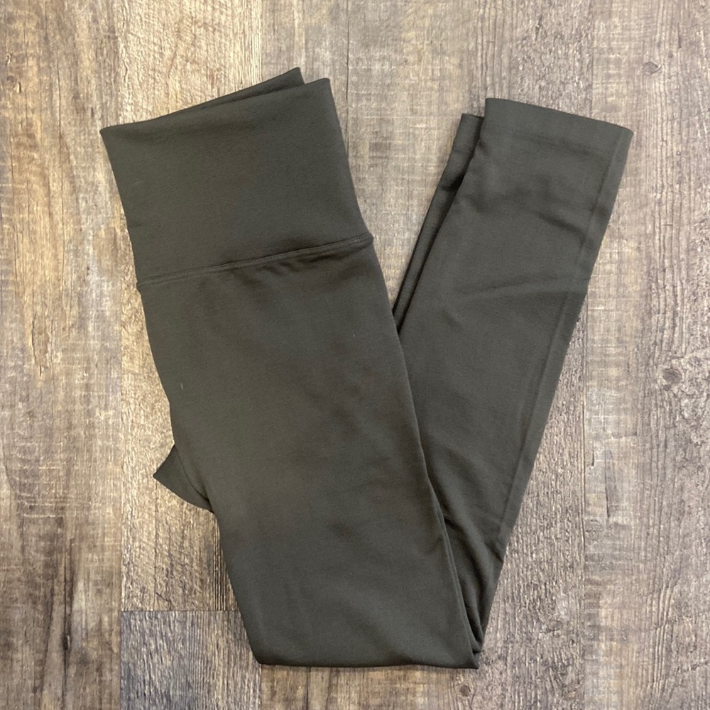 NWOT Fleece Lined Leggings Size S/M
